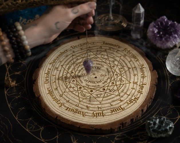 22cm Wooden Dowsing Board & Pendulum Board – Engraved Divination Board